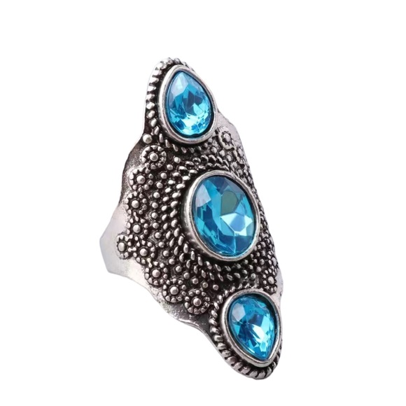 Silver and Turquoise Triple Gemstone Ring - Picture 3 of 4